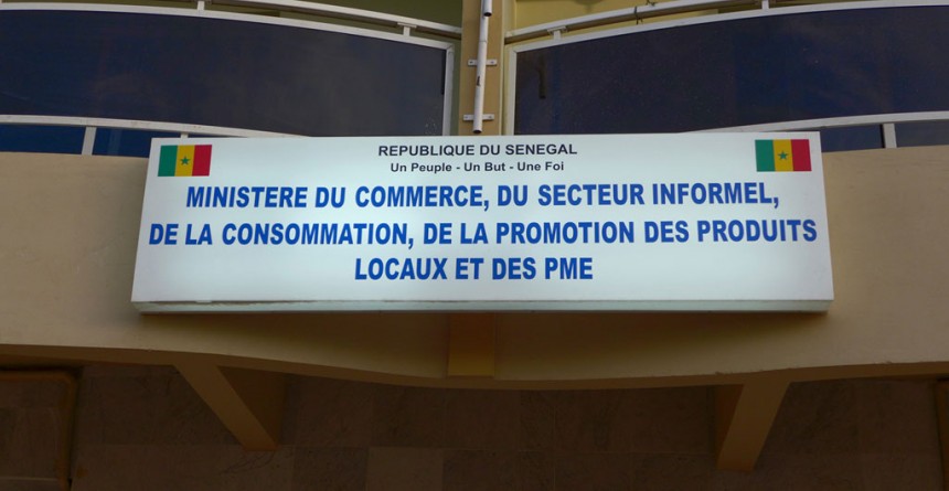 Enseigne du ministère du secteur informel